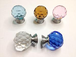 glass pull knobs